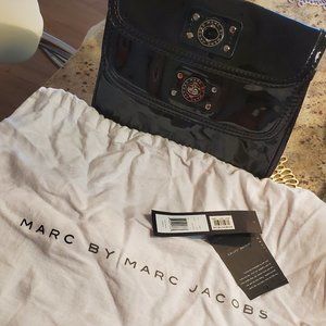 MARC JACOBS CLUTCH